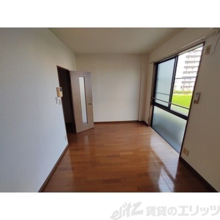 アンプルール茨木の物件内観写真